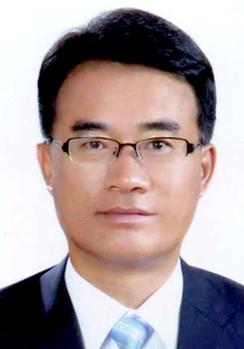 박재업